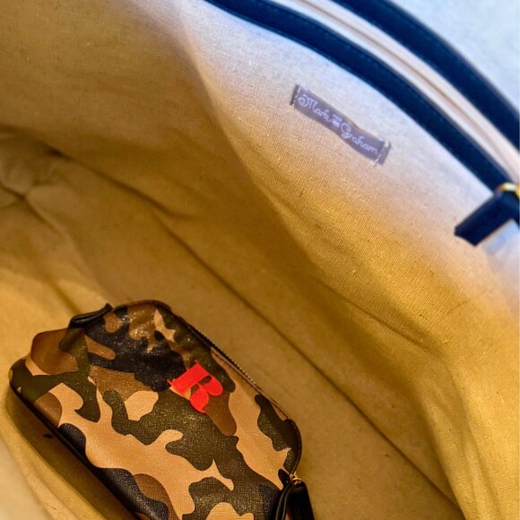 Mark & Graham Camo Tote Bag w/ Matching Pouch - Picture 7 of 9